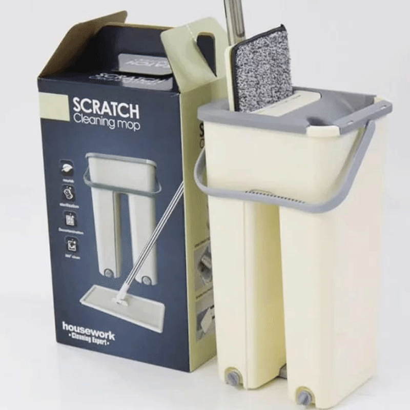 Fregona con cubo autoescurrible con 3 trapos